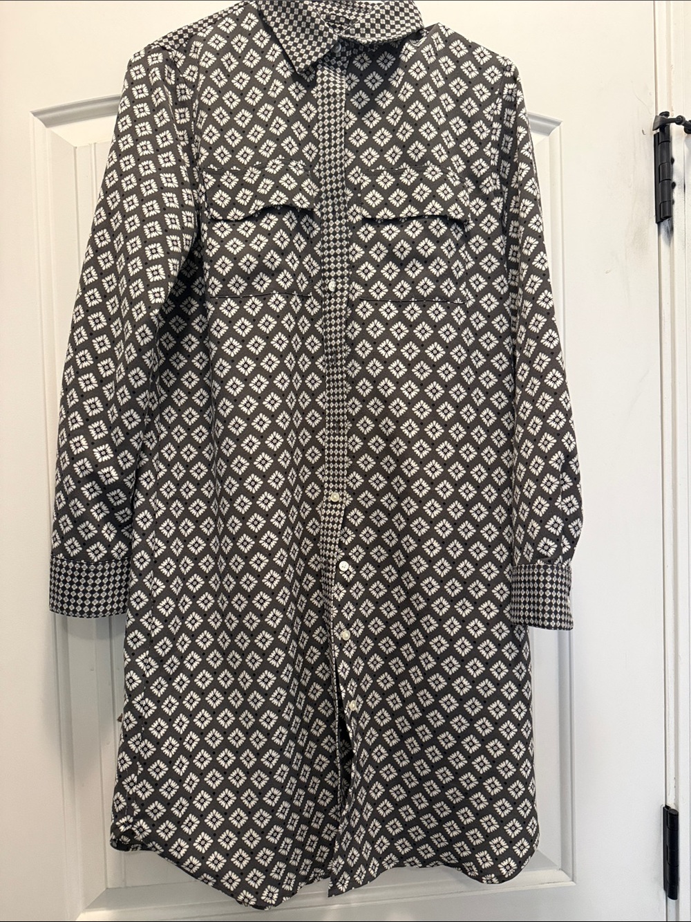 Womens Black & White Patterned Shirt Dress